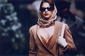 Asley Judd - mint Joanna - utcán és napközben telesen normális nő ..
