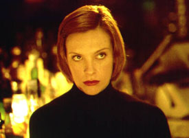 Toni Collette - mint Diane, arcán a vérnyommal ..